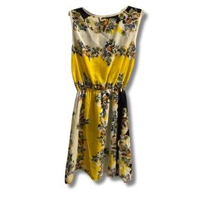 💛 Yellow sheer dress